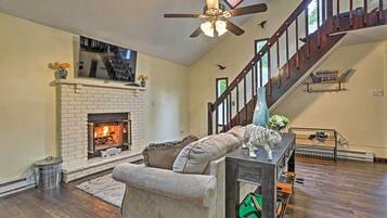 TV, fireplace, video games