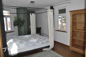 浪漫公寓, 3 間臥室 | 迷你吧、獨特設計、獨特裝修、手提電腦工作空間