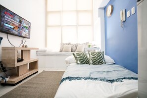 Deluxe Loft | Living area