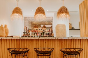 Bar (en la propiedad)