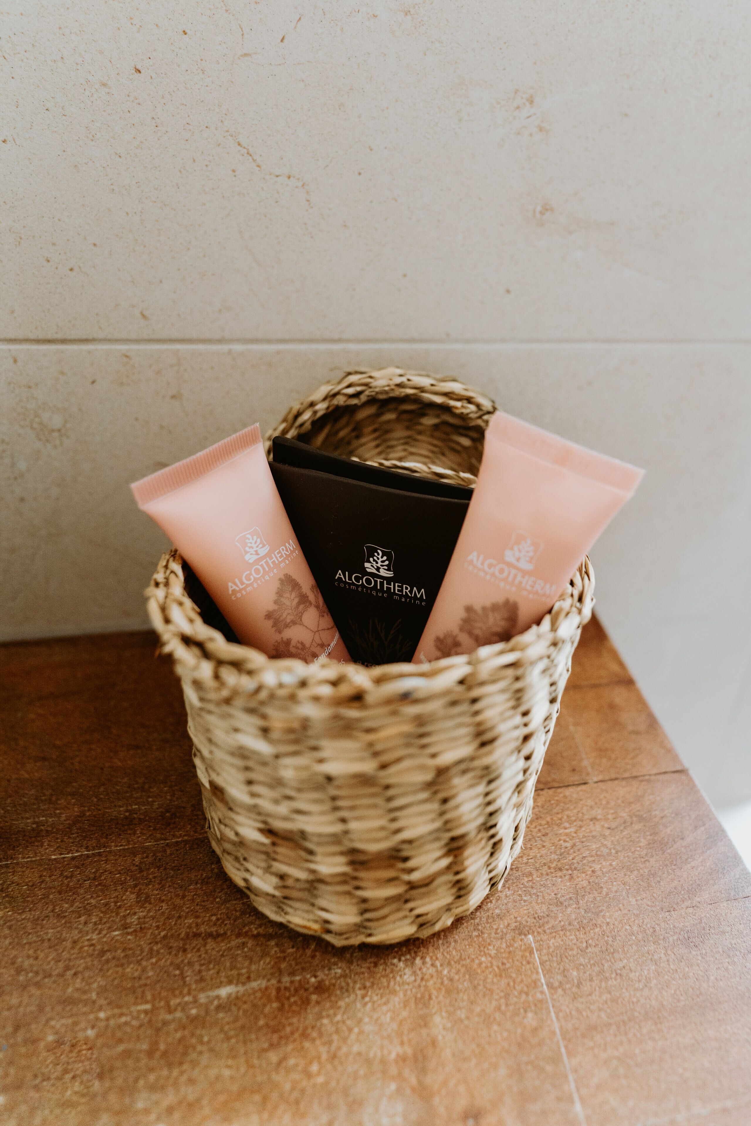 superior double room | bathroom | shower, rainfall showerhead, free toiletries, hair dryer