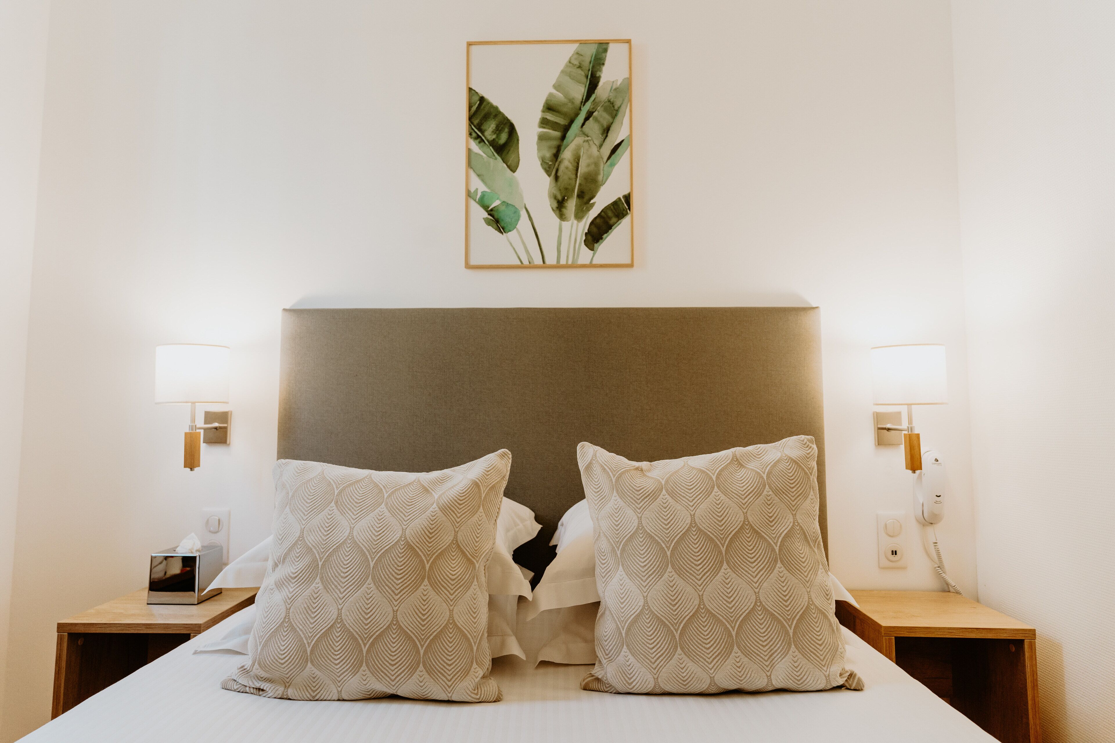 single room | 1 bedroom, minibar, in-room safe, individually decorated