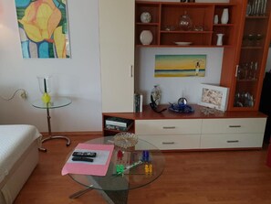 Apartment (1) | Living area | Flat-screen TV - Villa Suai (Sveti Filip i Jakov)