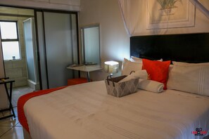 Comfort Apartment | 1 bedroom, in-room safe, blackout drapes, iron/ironing board - Mini Apartment at Peo (Maun)