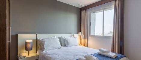 Apartamento (0 Bedroom) | Ferros/tábuas de passar roupa, Wi-Fi, roupa de cama