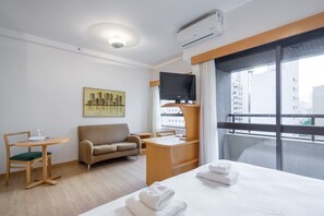 Apartment (0 Bedroom)