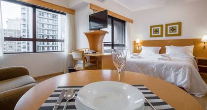 Tu705 Varanda e Muito Conforto na Al Lorena!