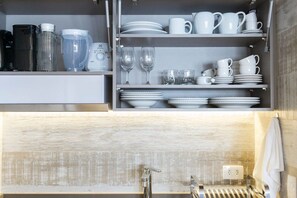 Apartment (1 Bedroom) | Private kitchen | Fridge, microwave, stovetop, espresso maker - Lp2810 Contemporary Flat in the Heart of Jardins (São Paulo)