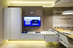 Apartment (1 Bedroom) | 1 bedroom, blackout curtains, iron/ironing board, WiFi - Lp2810 Contemporary Flat in the Heart of Jardins (São Paulo)