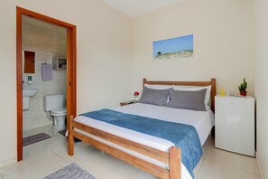 1 bedroom, iron/ironing board, bed sheets - S4 Origin - Suite With Balcony and Amazing View (Palhoça)