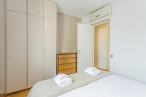 Apartment (1 Bedroom) | 1 bedroom, iron/ironing board, WiFi, bed sheets
