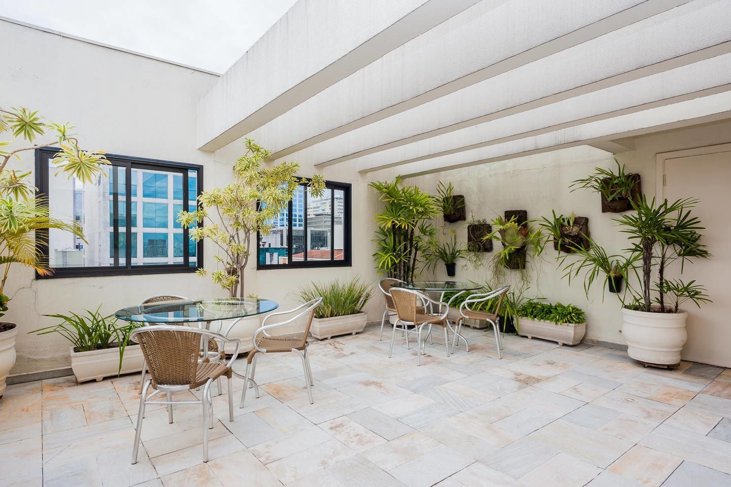 Apartment (1 Bedroom) | Balcony