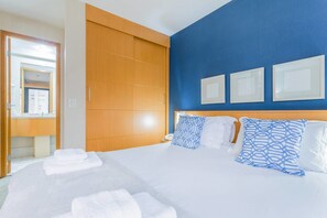 Apartment (0 Bedroom) | Iron/ironing board, bed sheets - Ce1407 Flat Para até 4, Andar Alto no Jardins! (São Paulo)