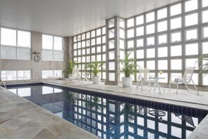 Outdoor pool - Me1211 Próximo à Paulista, na Bela Vista (São Paulo)
