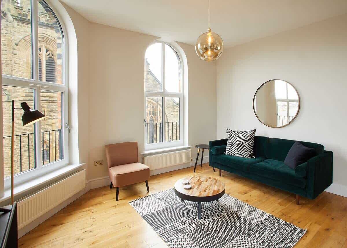 Flat-screen TV, fireplace, offices