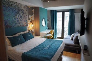 Deluxe Double Room, City View | Hypo-allergenic bedding, free minibar items, in-room safe