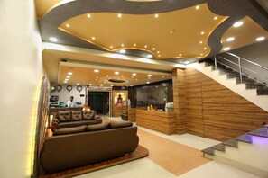 Lobby - Riya Palace Hotel Agra (Agra)