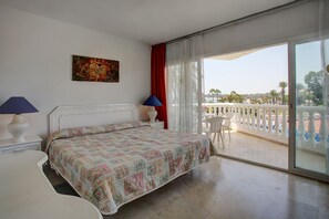 5 Schlafzimmer, Bügeleisen/Bügelbrett, WLAN, Bettwäsche