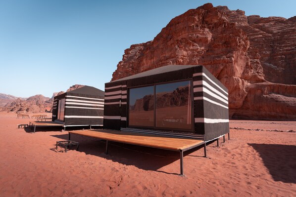 Front of property - Desert Bird Camp (Wadi Rum)