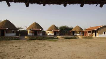 Mặt tiền nơi lưu trú