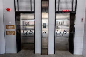 Property entrance - Brown Hotel (George Town)