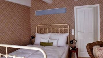 1 camera, una cassaforte in camera, ferro/asse da stiro, Wi-Fi