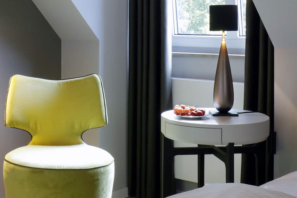 design double room | 1 bedroom, individually decorated, individually furnished, desk