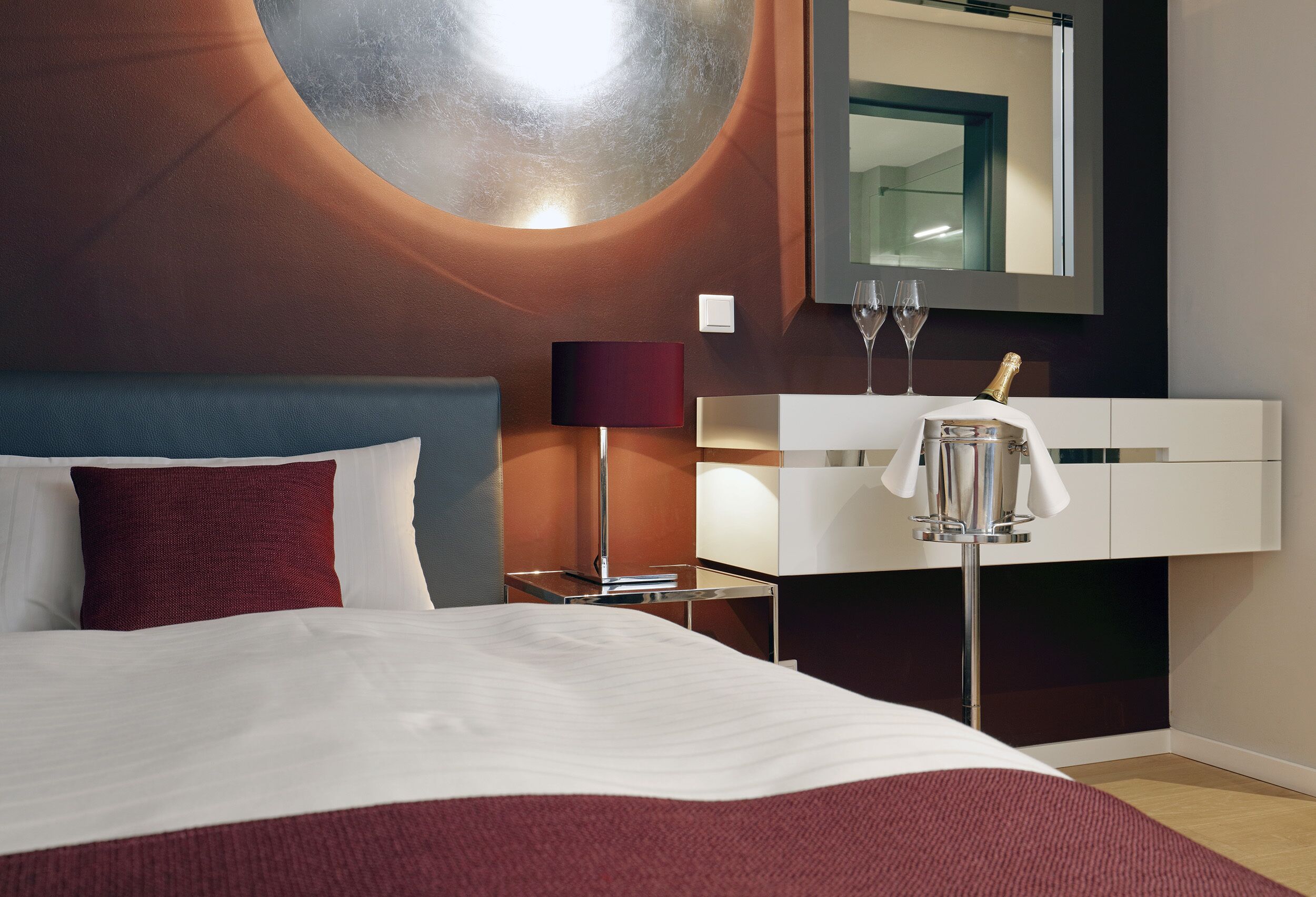 design double room | 1 bedroom, individually decorated, individually furnished, desk