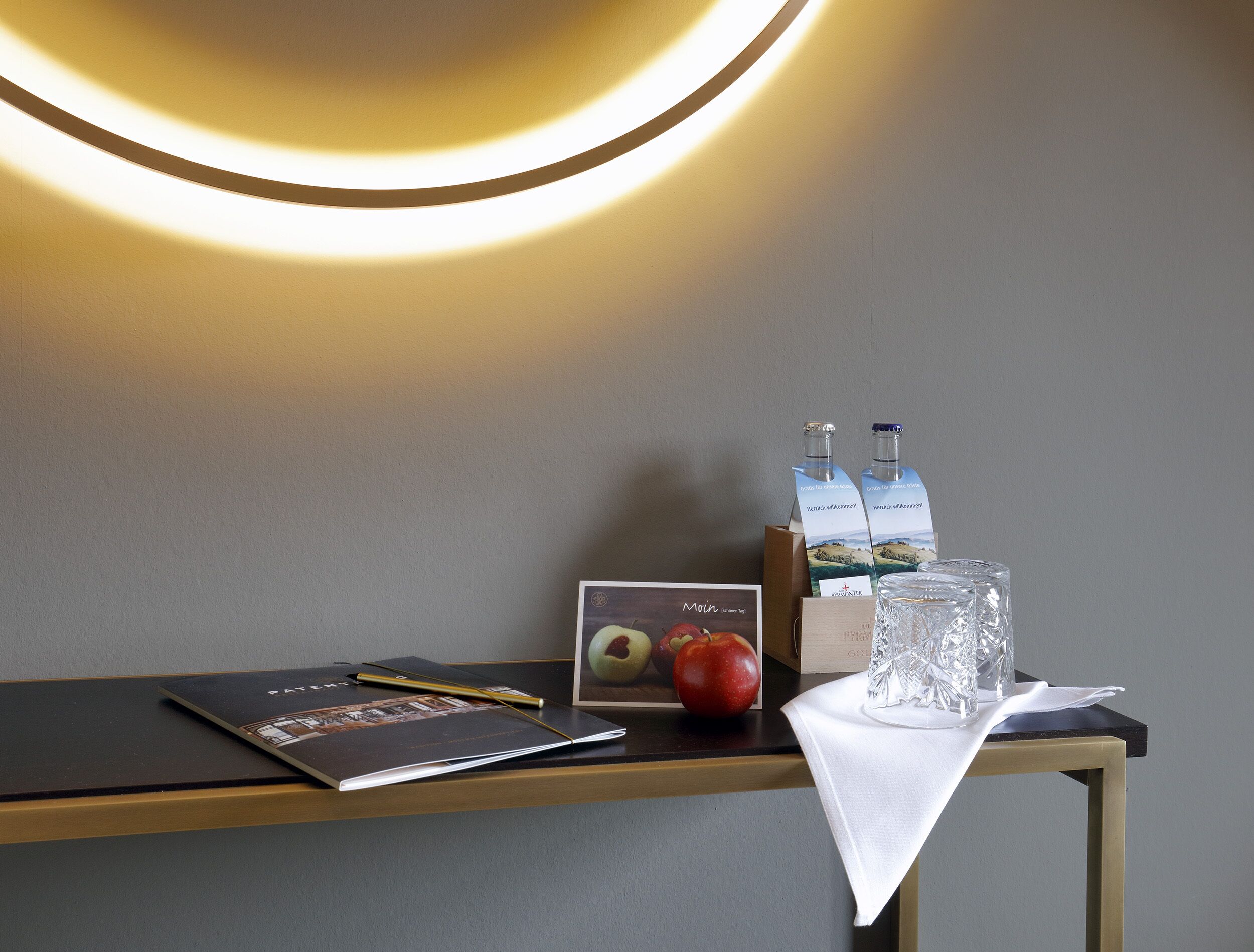 design double room | 1 bedroom, individually decorated, individually furnished, desk