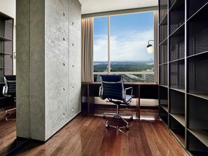 Presidential Room, 1 King Bed (St. Moritz) | Premium bedding, in-room safe, desk, laptop workspace