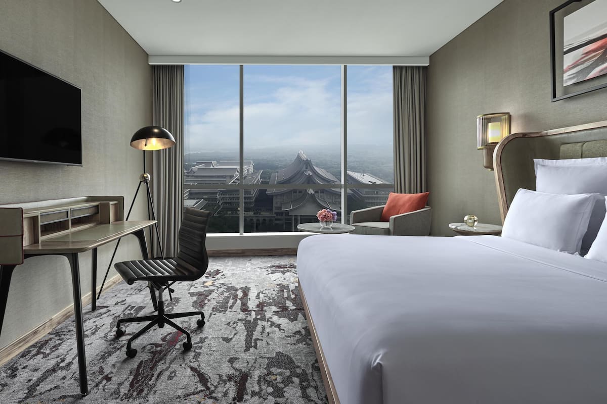 Phòng Grand, 1 giường cỡ king | Bộ đồ giường cao cấp, két bảo mật tại phòng, bàn