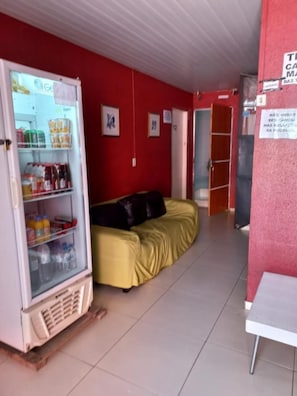 Minibar, free WiFi, bed sheets