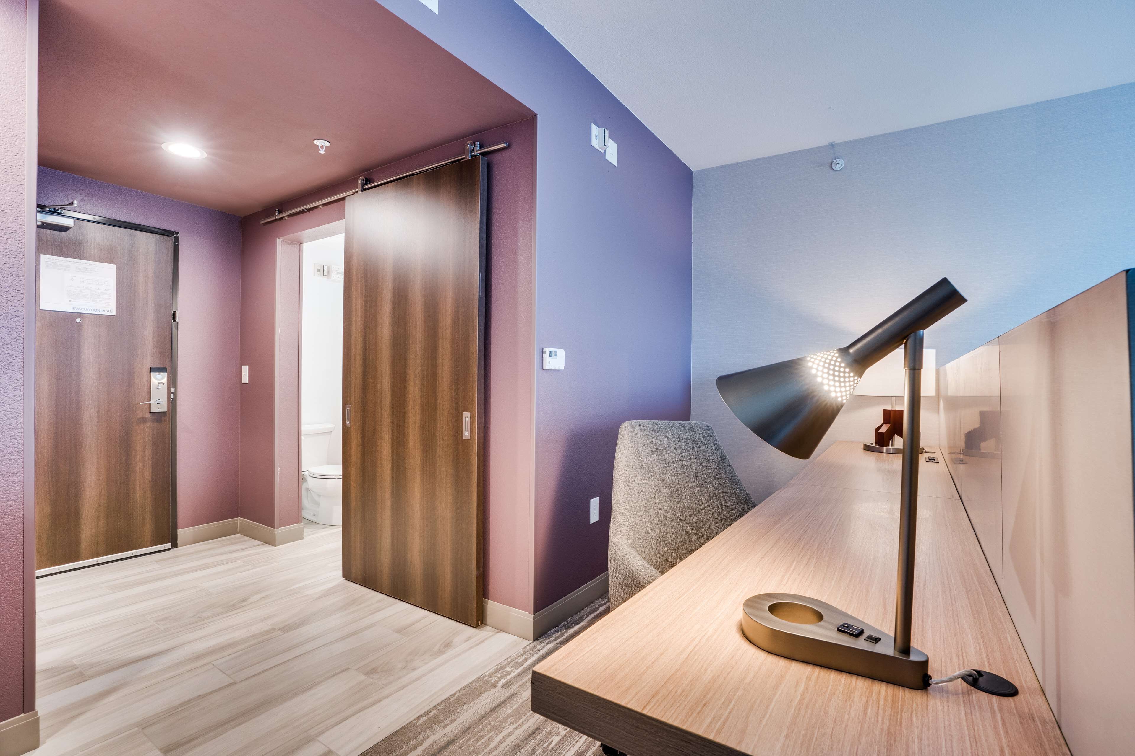 in-room safe, desk, laptop workspace, blackout curtains