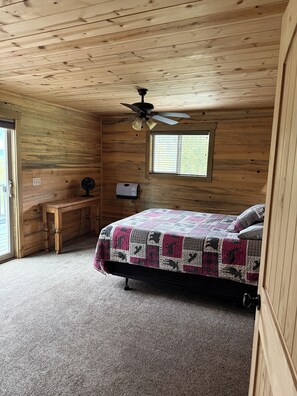 5 bedrooms, iron/ironing board, travel cot, WiFi