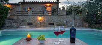 L'Oliveta 6, Emma Villas
