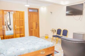 Business Double or Twin Room | Soundproofing, iron/ironing board, free WiFi - JERSAM-GB (Kinshasa)