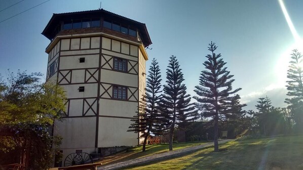 Esterni