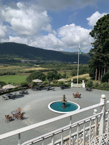 Plas Maenan Country House