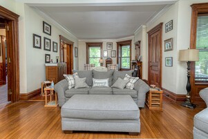 30-inch LCD TV with cable channels, TV, Netflix