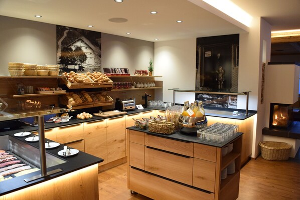 Petit déjeuner buffet compris tous les jours