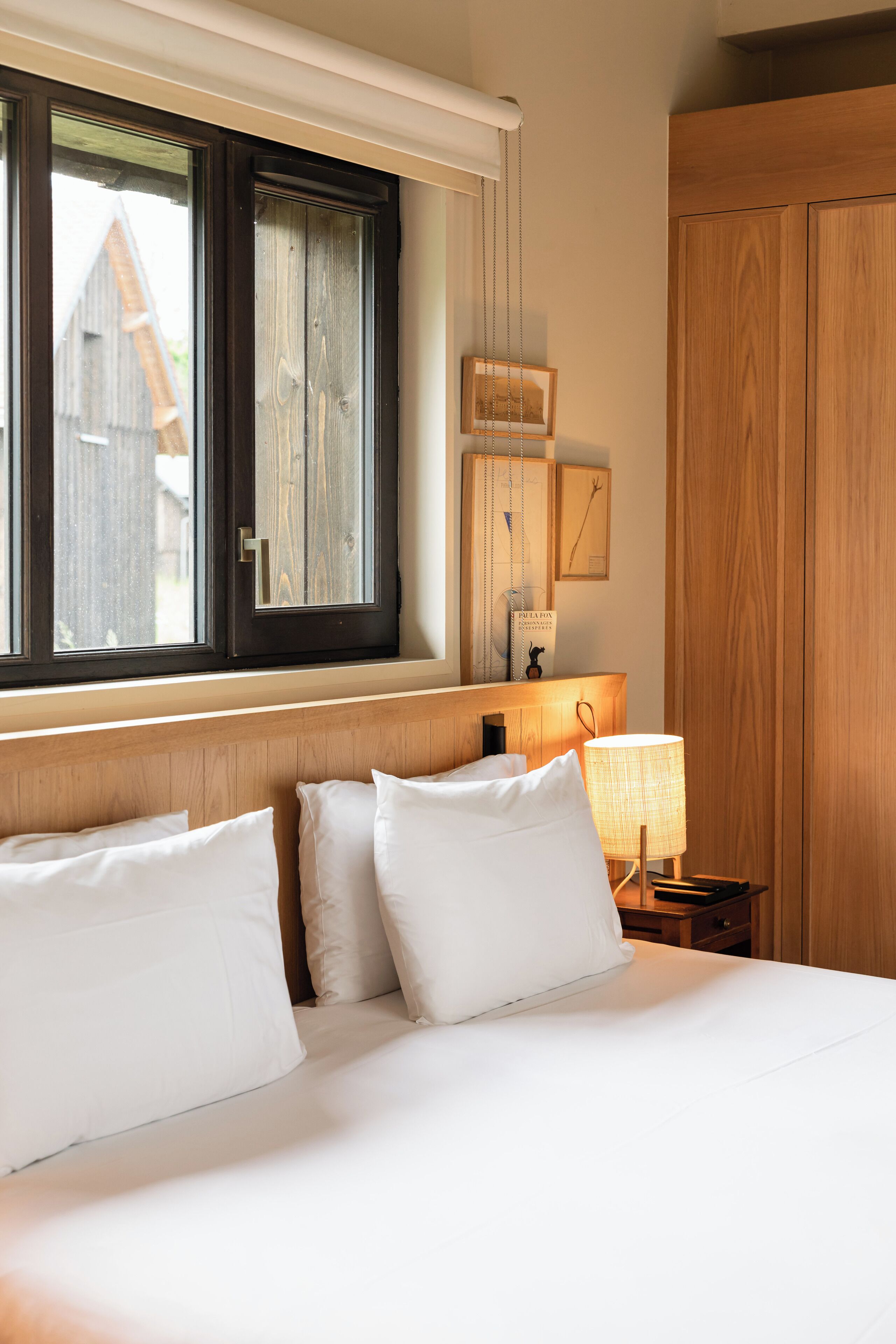 premium room (prestige) | 1 bedroom, minibar, individually decorated, individually furnished