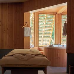Sauna a vapor, tratamentos corporais, bandagem corporal