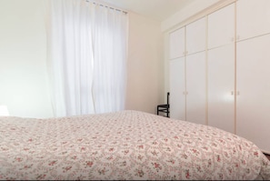 1 bedroom, WiFi - Santa Teresa 15 (Turin)