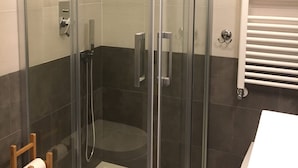 Appartamento, 1 camera da letto | Doccia