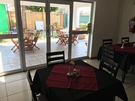 Breakfast, lunch, dinner served; local and international cuisine 