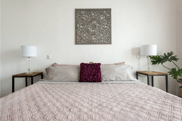 1 chambre, coffre-fort, accès au Wi-Fi (inclus), literie fournie