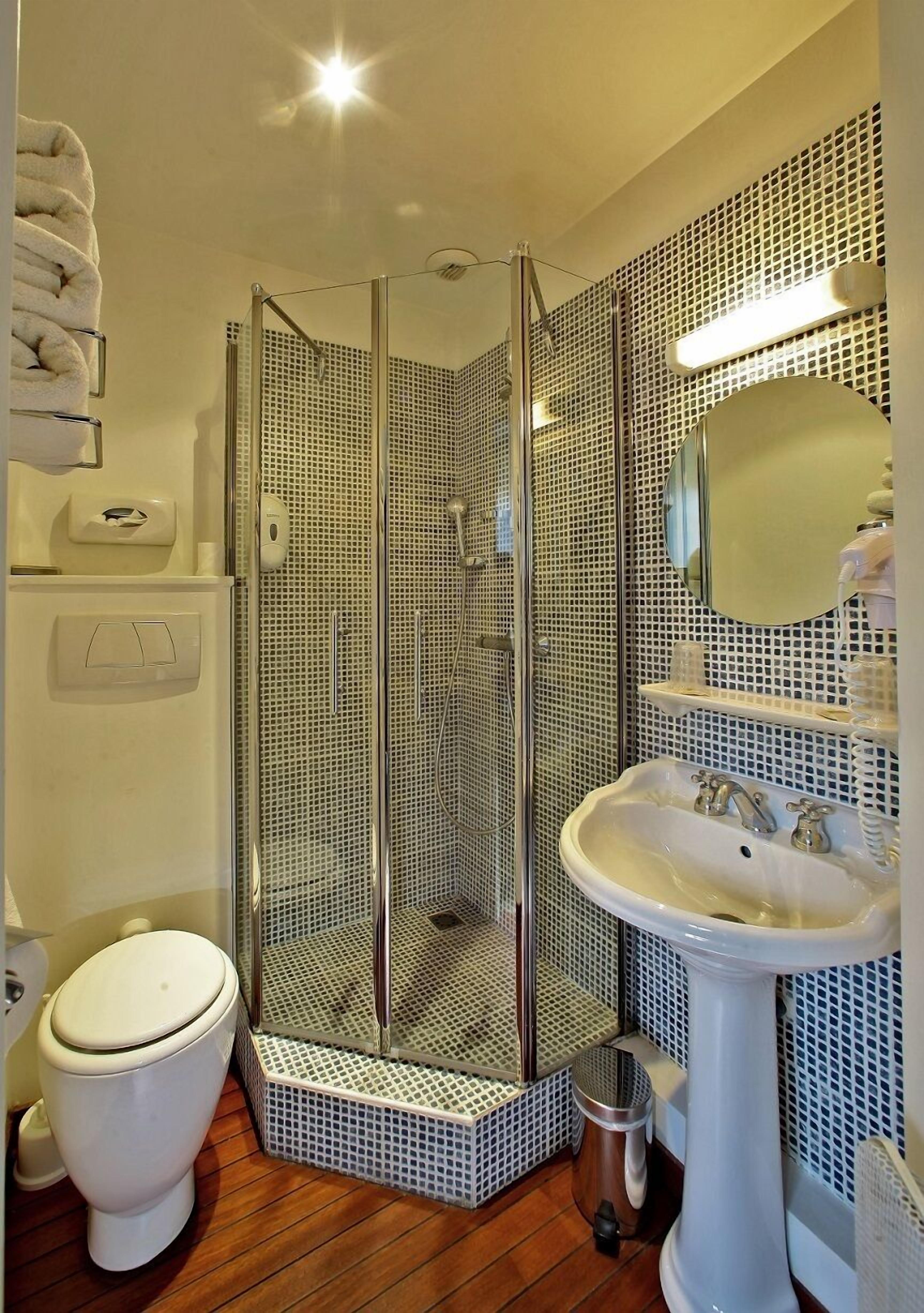family room, terrace | bathroom | hair dryer, towels, soap, shampoo