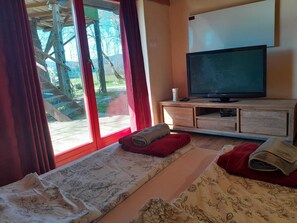 Hus Comfort - 3 sovrum - utsikt mot bergen | 3 sovrum, memory foam-madrasser, individuell inredning och unika möbler