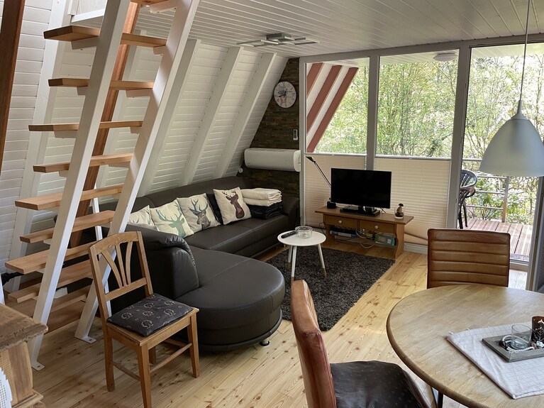 Cozy Cottage With Outdoor Sauna And Air Conditioning - Landau