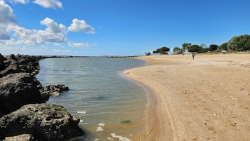 Na praia